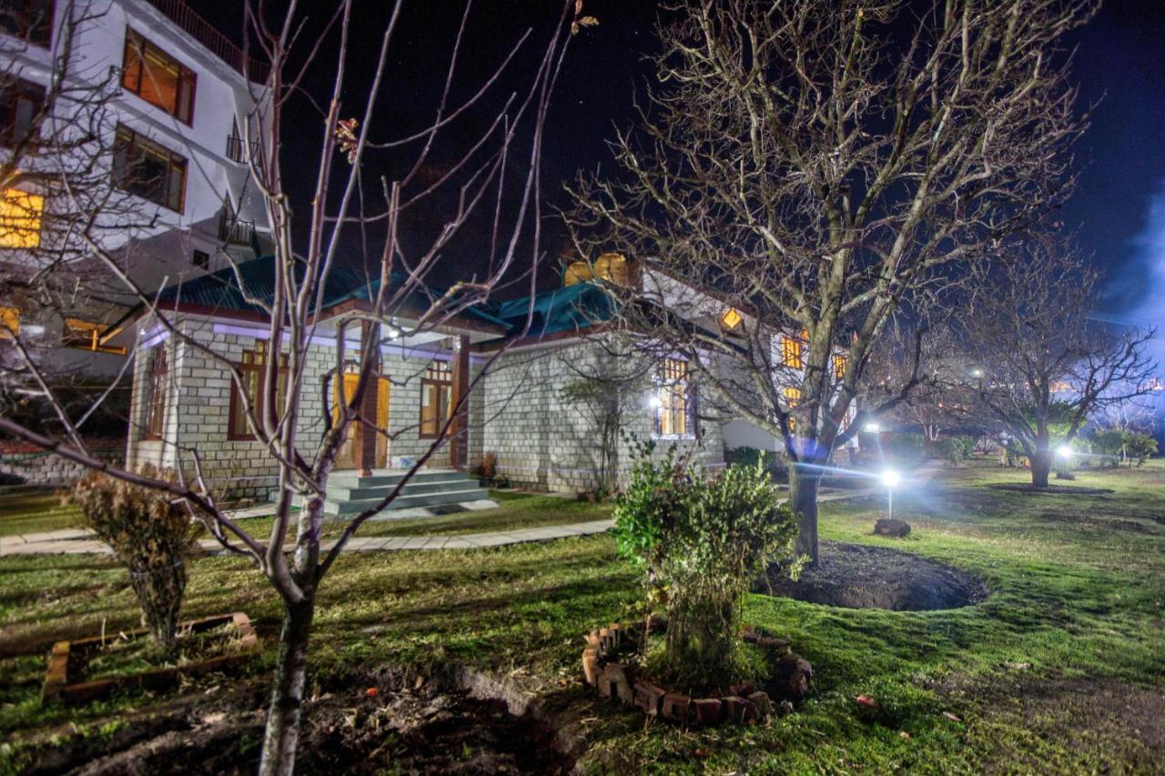 Nature House Villa Manāli Kültér fotó