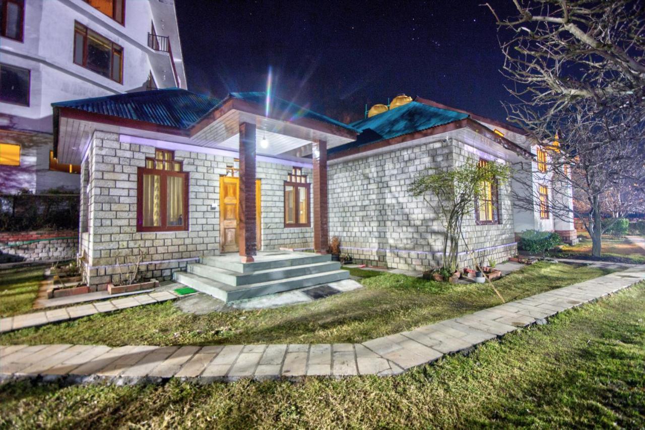Nature House Villa Manāli Kültér fotó